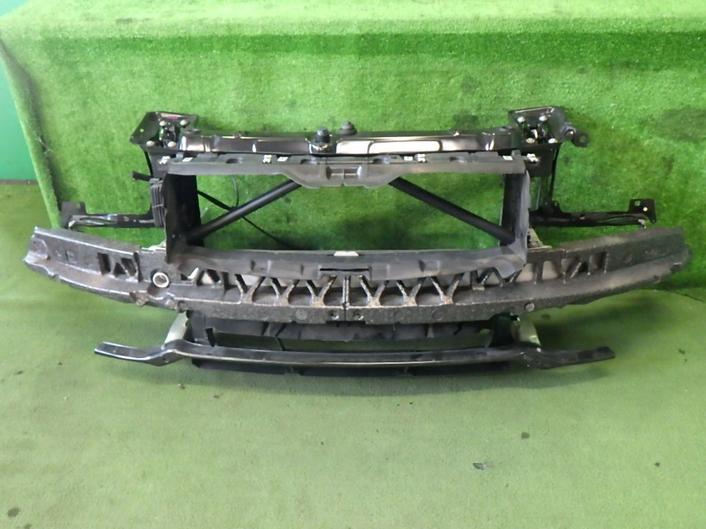 BMW320i[F30前期]ラジエーター コアサポート ホースメント コアサポ