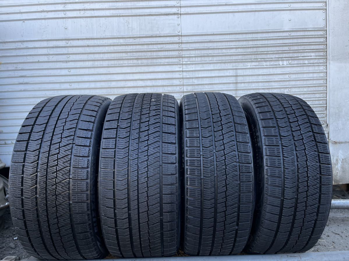 新作登場，得価 バリ溝 VRX2 4本 225 40 18 / 255 35 18 スタッドレス 225/40R18 255/35R18 ブリザック BMW レクサス IS ベンツC 冬(中古)｜売買されたオークション情報、yahooの商品情報をアーカイブ公開 - オークファン 18インチ