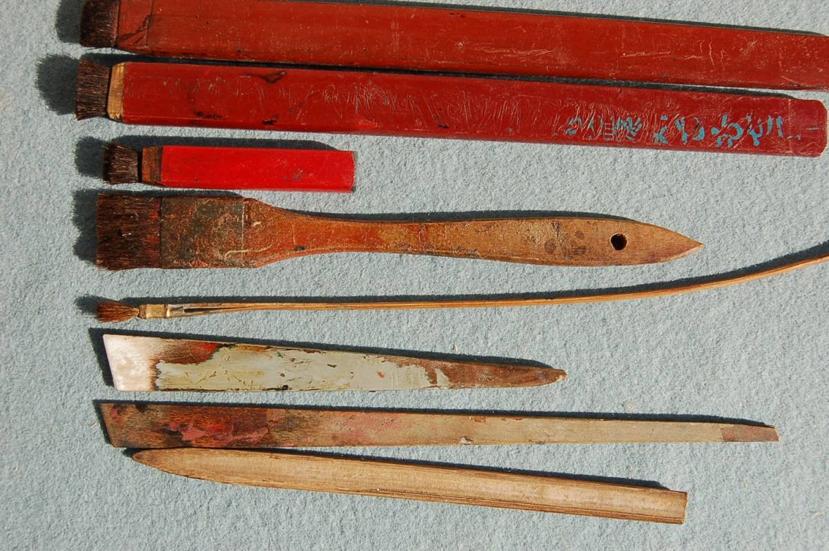 漆職人使用　刷毛×7本　竹/線引きのような品　漆刷毛　　USED 日本にたった3人 絶滅寸前の職人”漆刷毛師”(うるしばけし)に迫る |