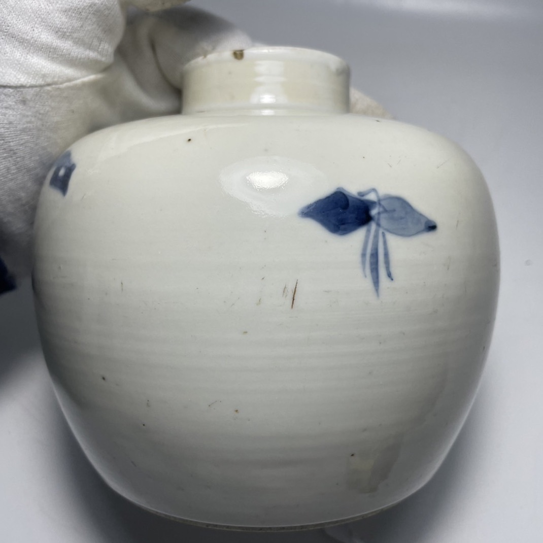 康熙青花锦地四开光博古花鸟纹茶罐 流中国美術 径30cm