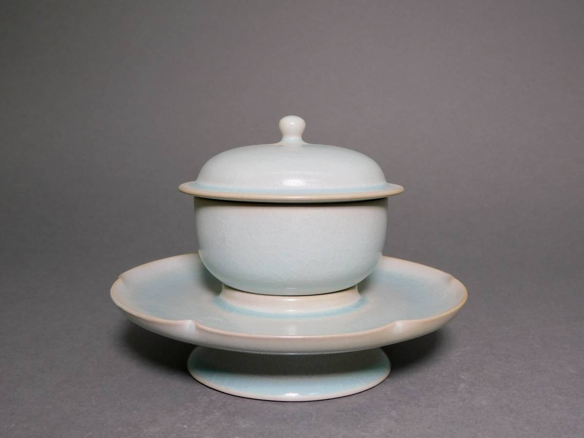 青磁　茶碗茶托　中国古美術 宋時代 青磁茶碗 茶托 青磁 茶碗茶托 中国古美術 青磁 茶碗茶托 中国古