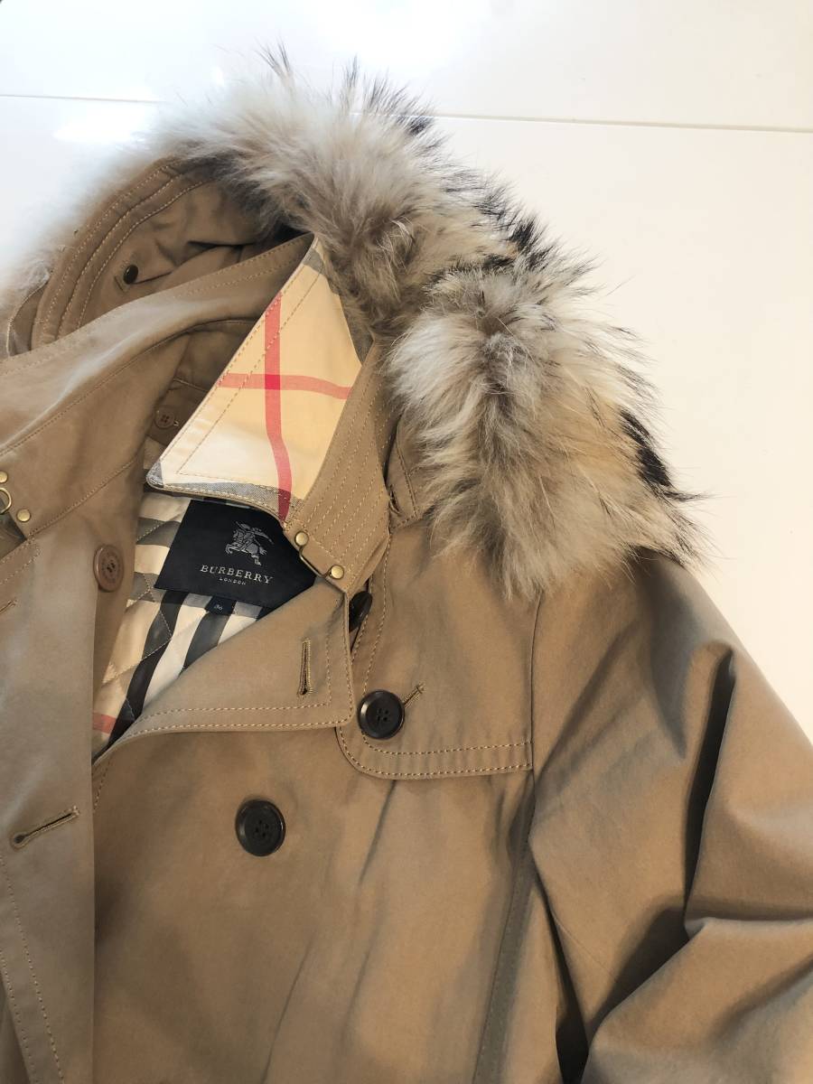 Burberryバーバリー　ダッフルコート　リアルファー　アンゴラ　ロングコート Burberryバーバリー ダッフルコート リアルファー アンゴラ ロング