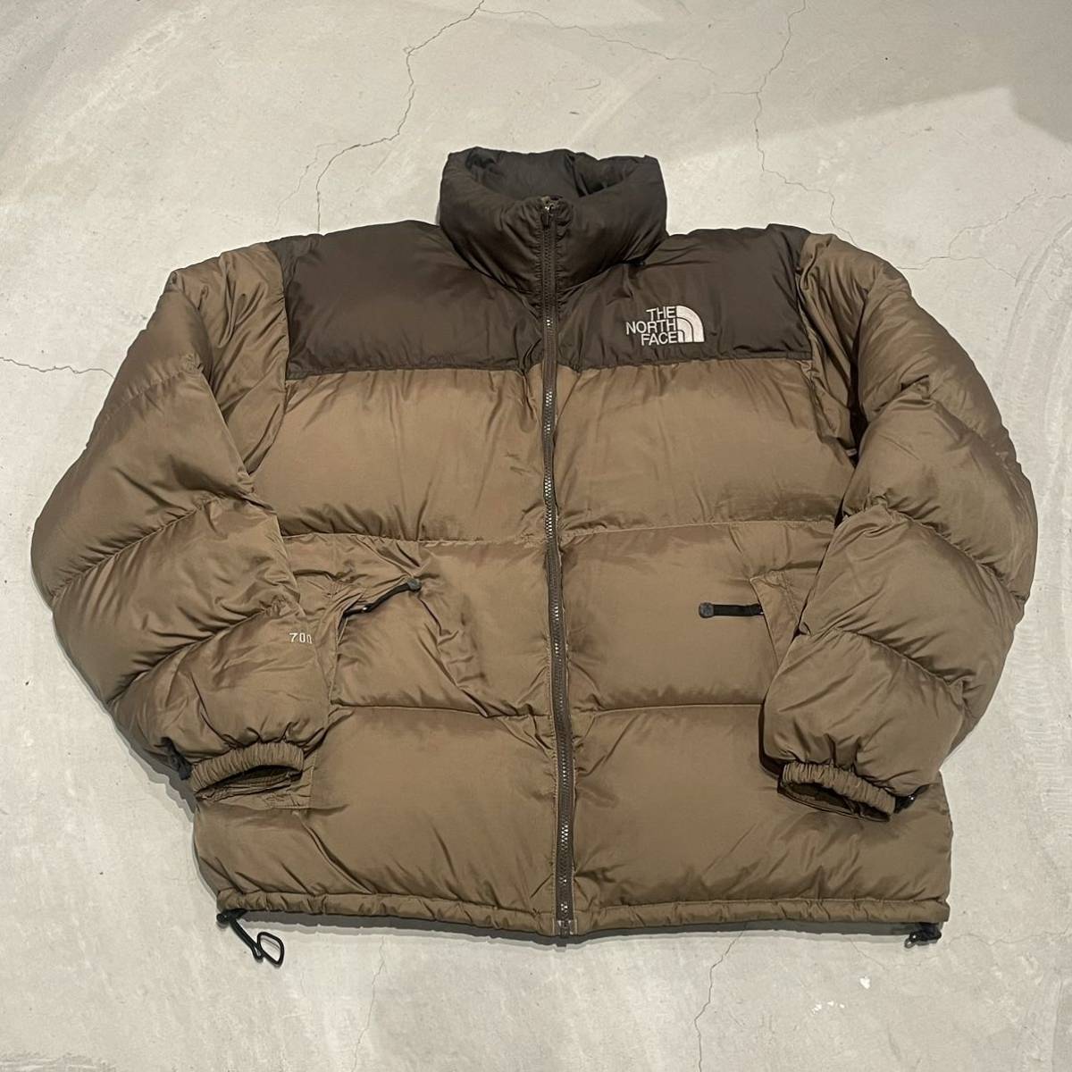 ヌプシダウンレディース ノースフェイスダウン 茶色 THE NORTH FACE 