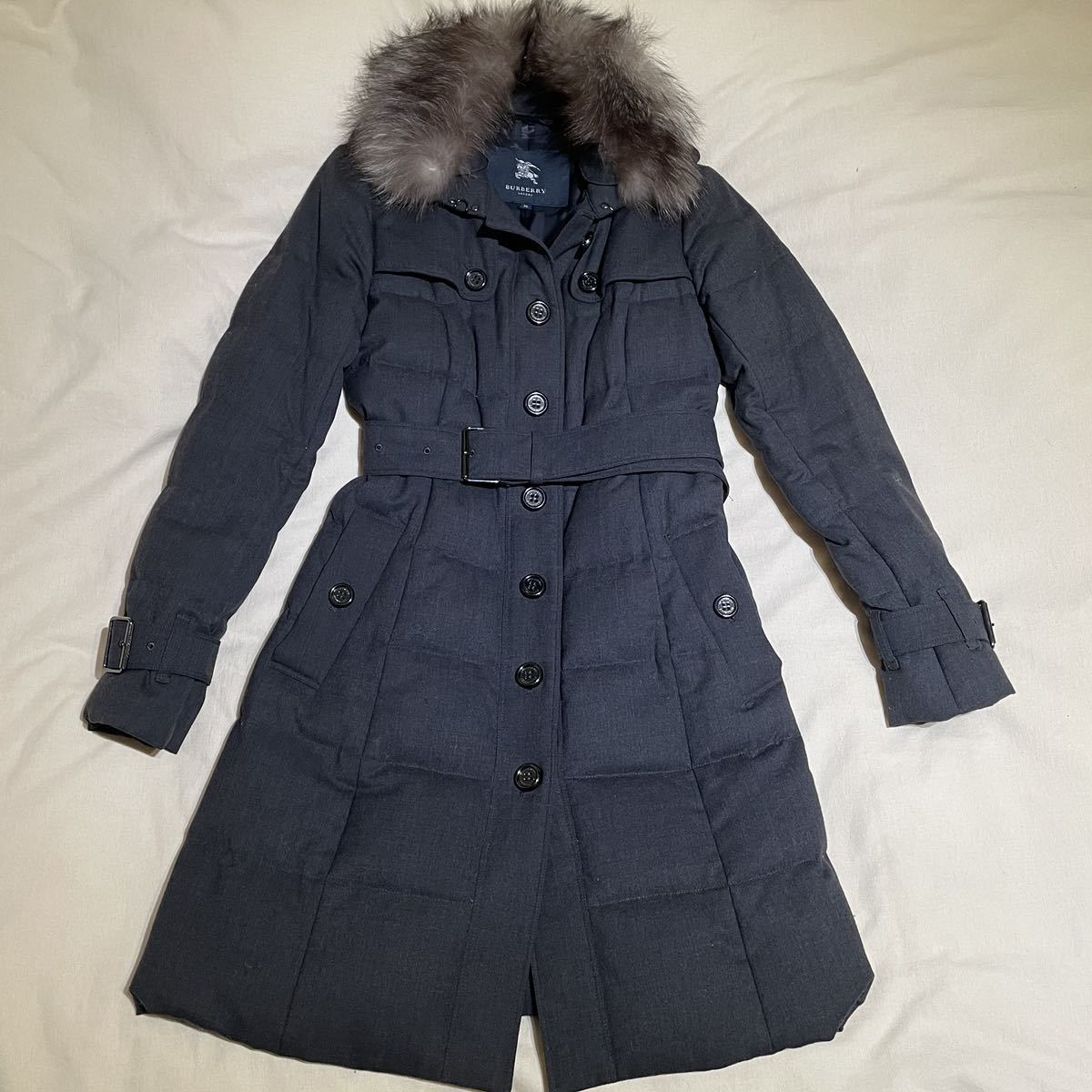 未使用級BURBERRYLONDON バーバリー ロンドン ダウンコート 高級ダウン 