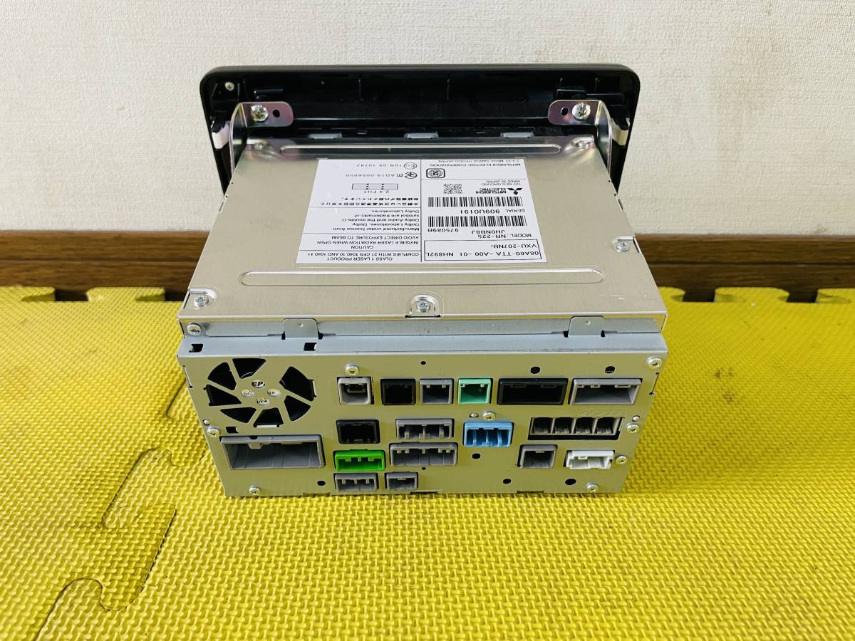 ホンダ純正 Gathers VXU-207NBi 8インチ 2019年度春版地図フルセグ