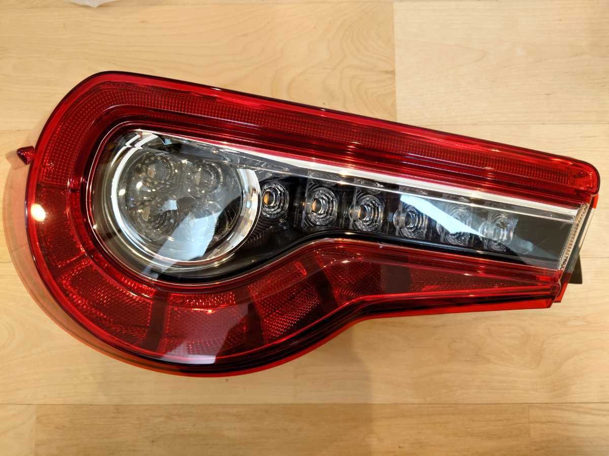 zn6 後期　純正テールランプ 86 zn6 BRZ zc6 純正テールランプ 新車外し 230114 2026年最新Yahoo