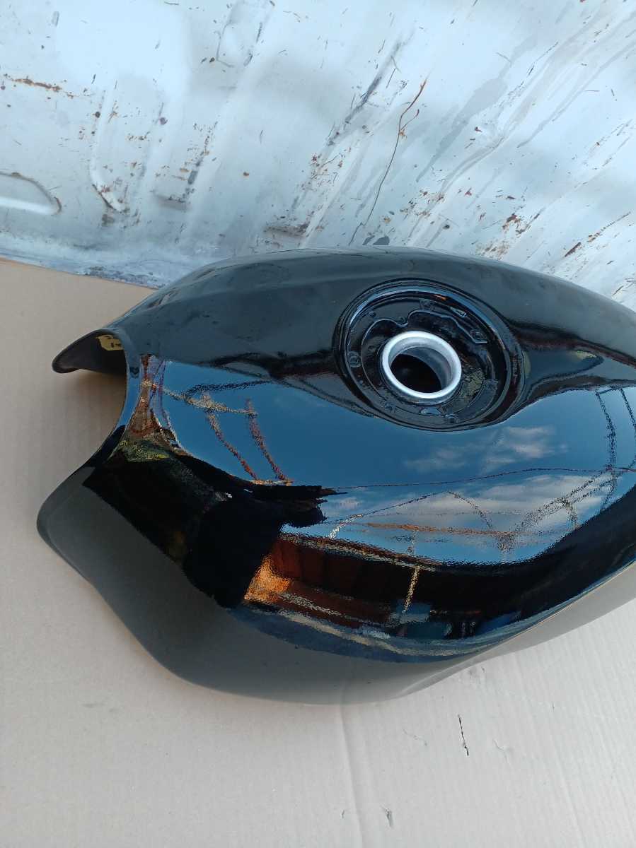 美品！バリオス　純正タンク ペイント後未使用 純正タンク 美品！バリオス2 ペイント後未使用 Tank Fuel 書類