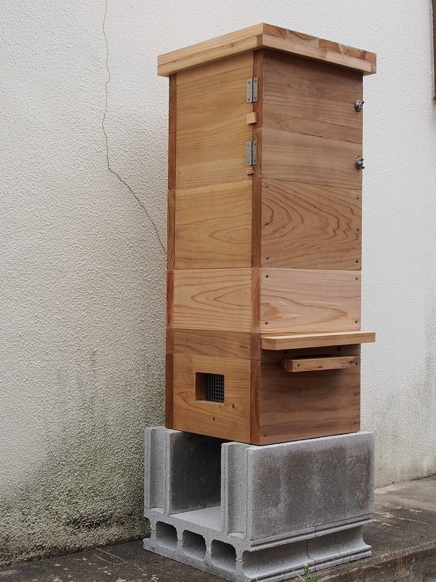 フローハイブ（Flow Hive）でニホンミツバチを飼育できますか