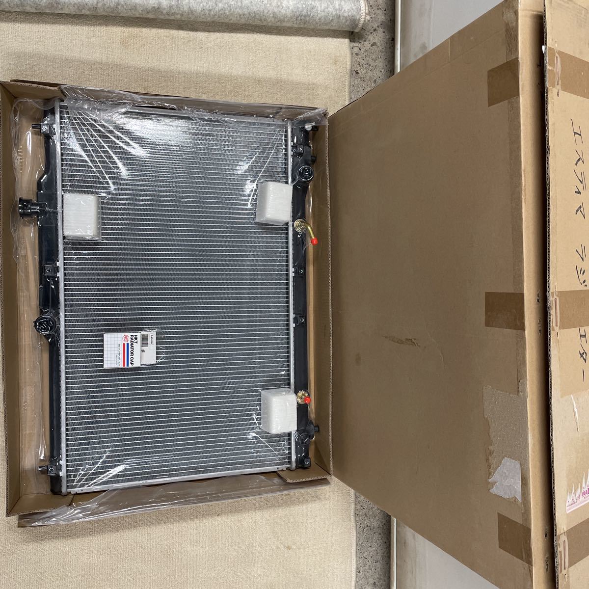 トヨタ エスティマ(ACR30W ACR40W) AT用 ラジエーター ラジエター キャップ付 