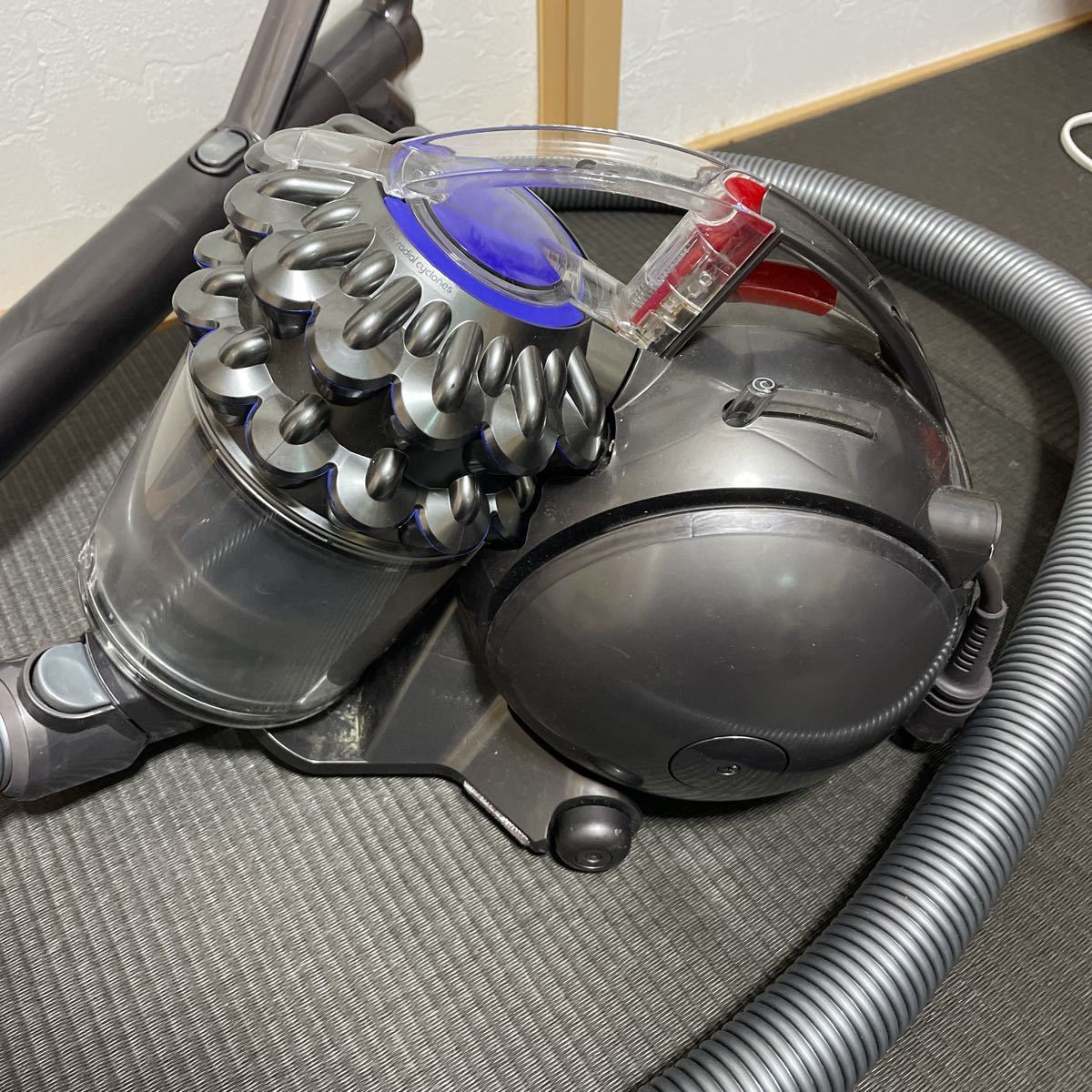 Dyson キャニスター掃除機 本体 ジャンク品 Dyson - ジャンク