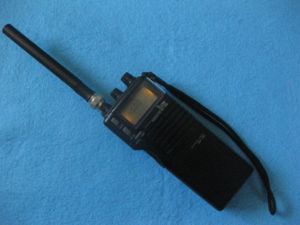 icom ic-2sのYahoo!オークション(旧ヤフオク!)の相場・価格を見る