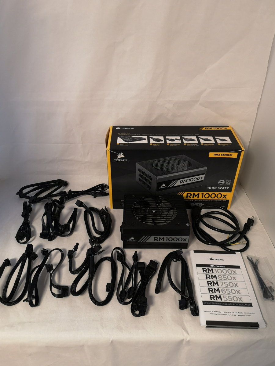 Corsair RM1000x 80PLUS GOLD認証取得 1000W静音電源ユニット　FQCA02189