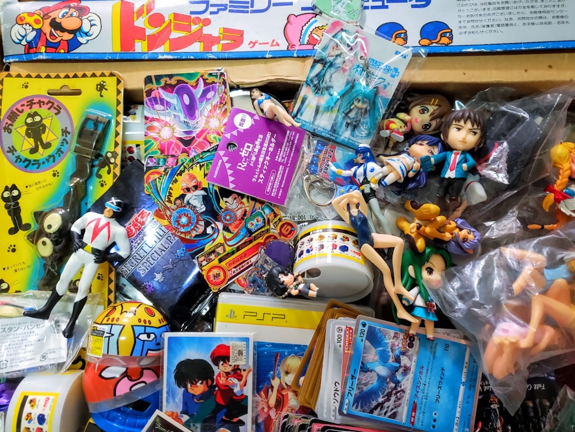 送2010円～ 処分160サイズ「ワンピース ポケモン 遊戯王 カード 美少女