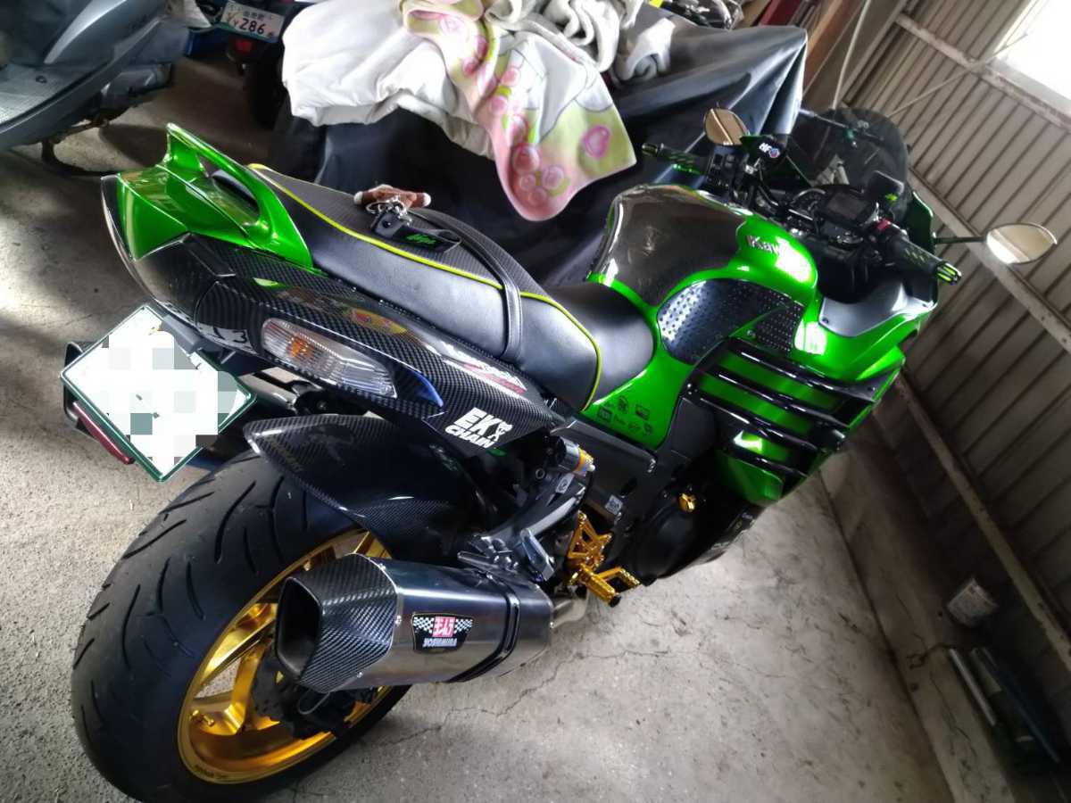 みつな出品 ZZR1400 カワサキ - 2011年 | ZZR1400⁄ABS 日本バイク100年史アルバム