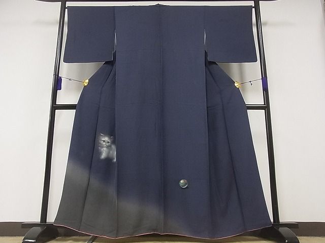 着物屋こころ■訪問着　手描き　猫に毬　チンチラ　暈し染　金彩　着丈159.5cm　裄丈66.5cm　正絹　逸品　B-wt5272