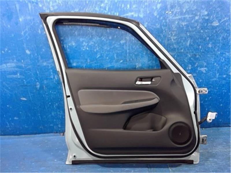 ホンダ 純正 フィットeHEV 《 GR8 》 左フロントドア P81400-22021591 ホンダ フィット 純正 2026年最新Yahoo!オークション トランクの中古 0