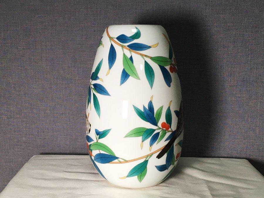 未使用品 香蘭社 華器 花瓶 KORANSHA 雀と南天 有田焼 壺 共箱付