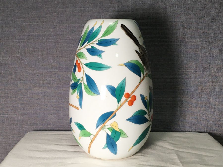 未使用品 香蘭社 華器 花瓶 KORANSHA 雀と南天 有田焼 壺 共箱付