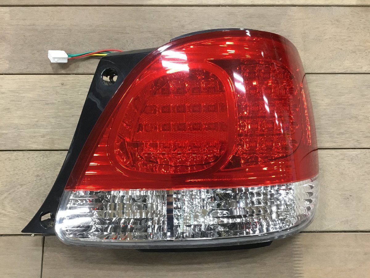 トヨタ アリスト テールランプ koito 30-287 JZS160⁄161 後期 左側