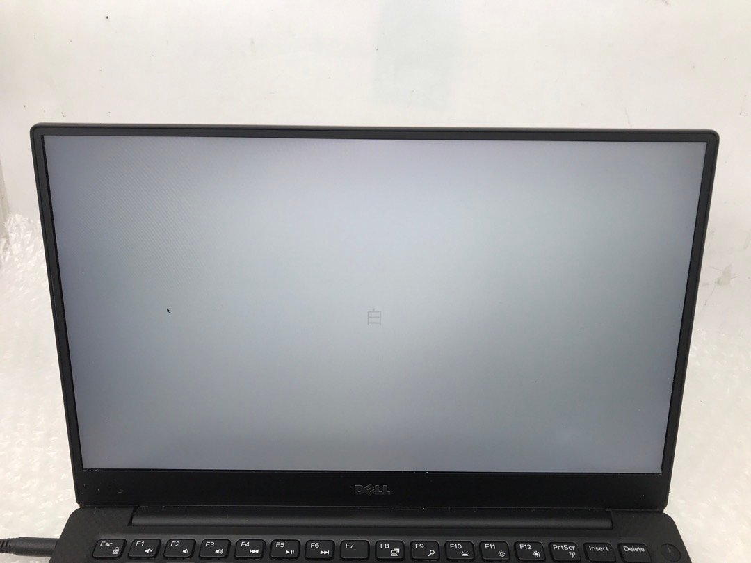 Dell XPS 13 9360 Core i7-7560u 8GB 256GB Màn 3K touch – EDG.VN