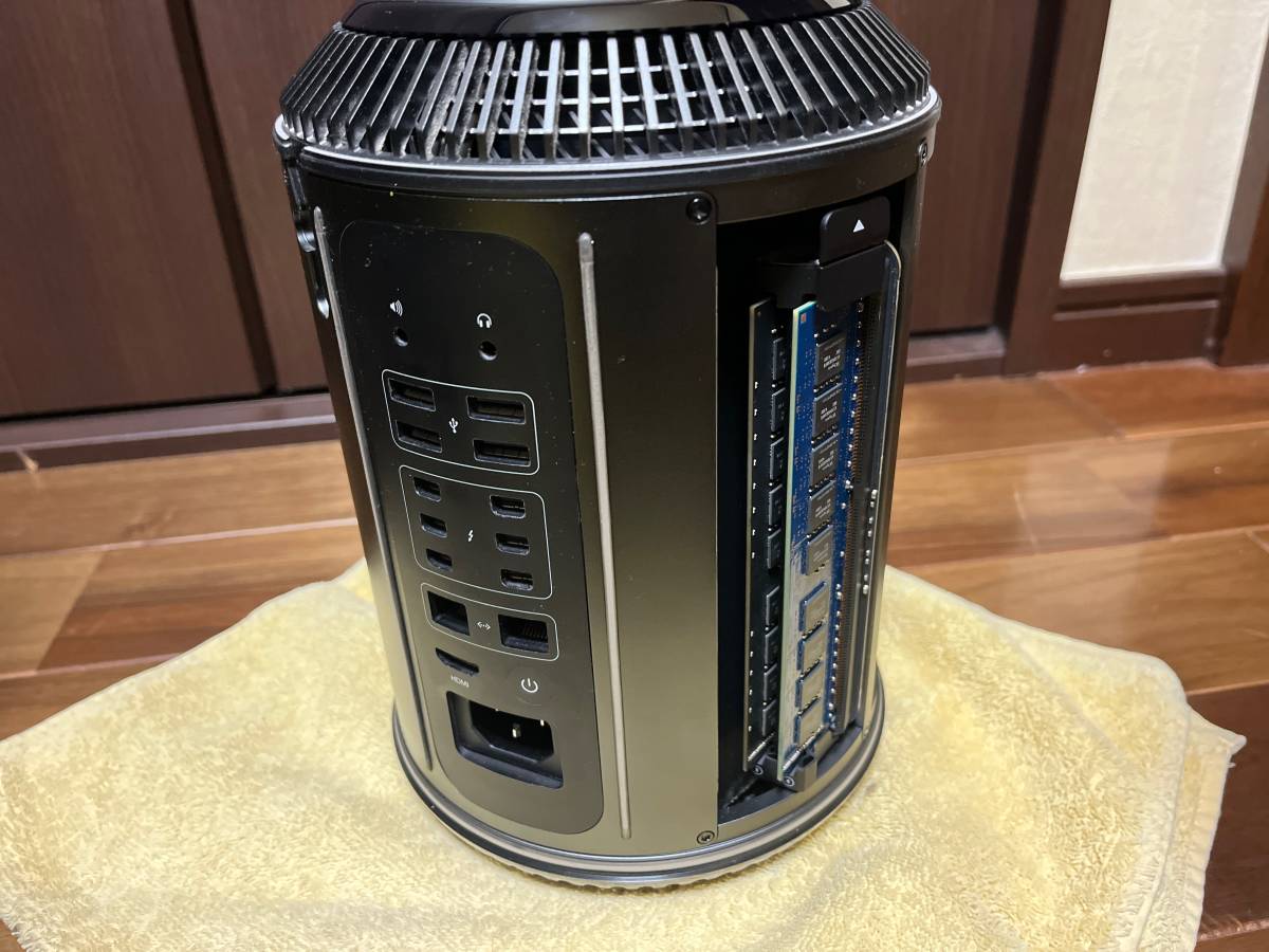 MacPro Late 2013 6コア 3.5Ghz メモリ32GB 256GB D500 3GB Monterey