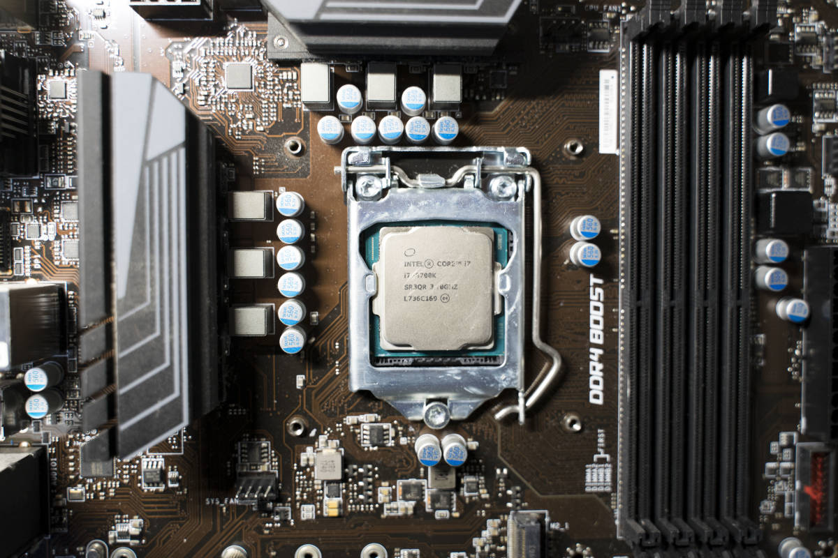 intel core i7 8700k [中古・作動品]インテル i7 8700kマザーボード