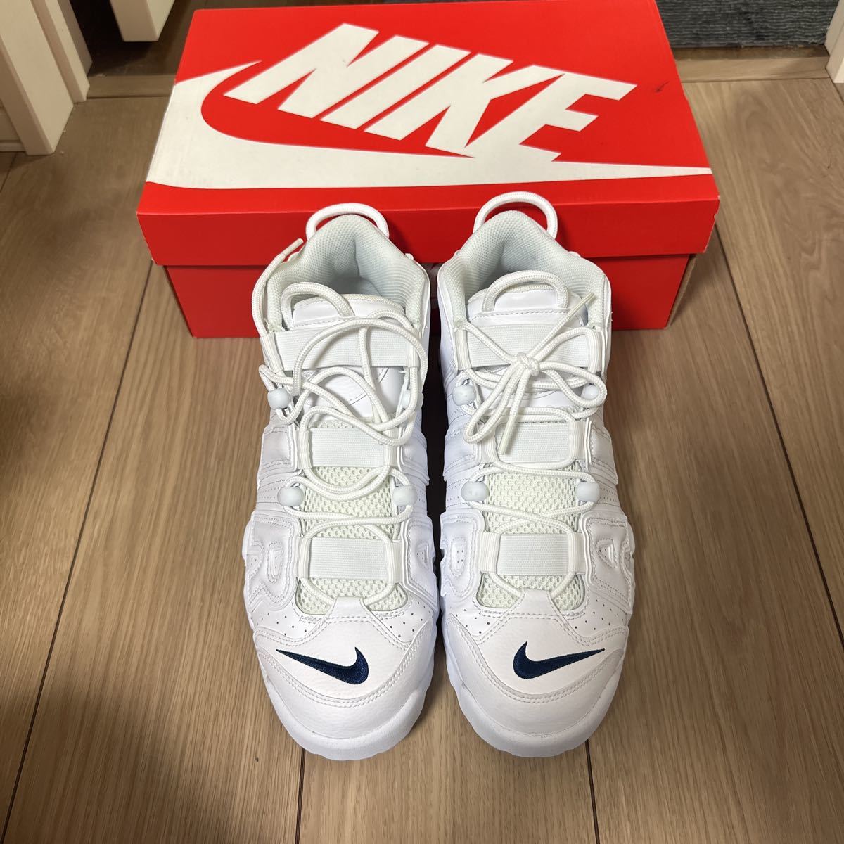 NIKE UPTEMPO ホワイト モアテン 美品 28cm 【公式通販】