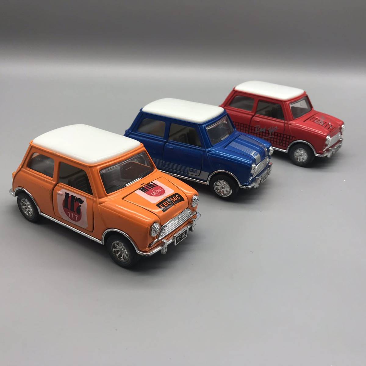 MINI ミニクーパー ミニカー シルバー 黒 黄色 赤 青 オレンジ YRP168J 