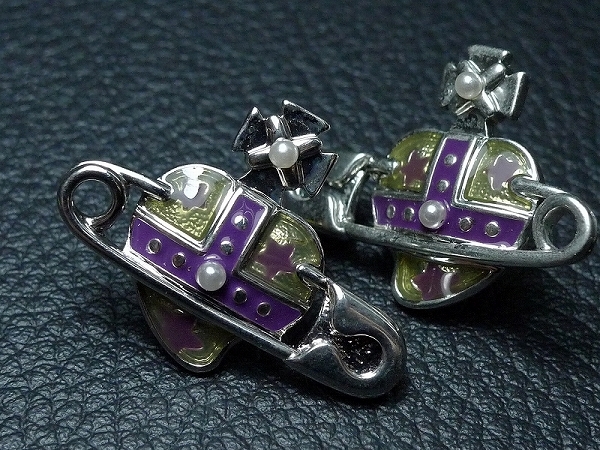 ヴィヴィアン ウエストウッド 2つ折り財布 ピアス 色々セット Vivienne Westwood ヴィヴィアンウエストウッド 二つ折り財布 0 SERIES
