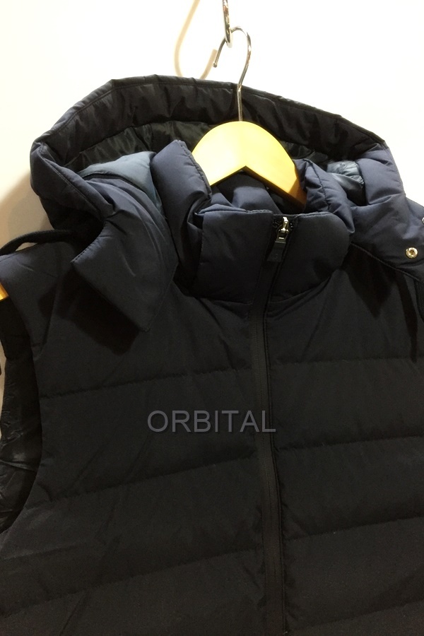代官山 HERNO Laminar ヘルノラミナー 国内正規 GORE-TEX ゴアテックス ダウンベスト サイズ46 ネイビー(その他 ...