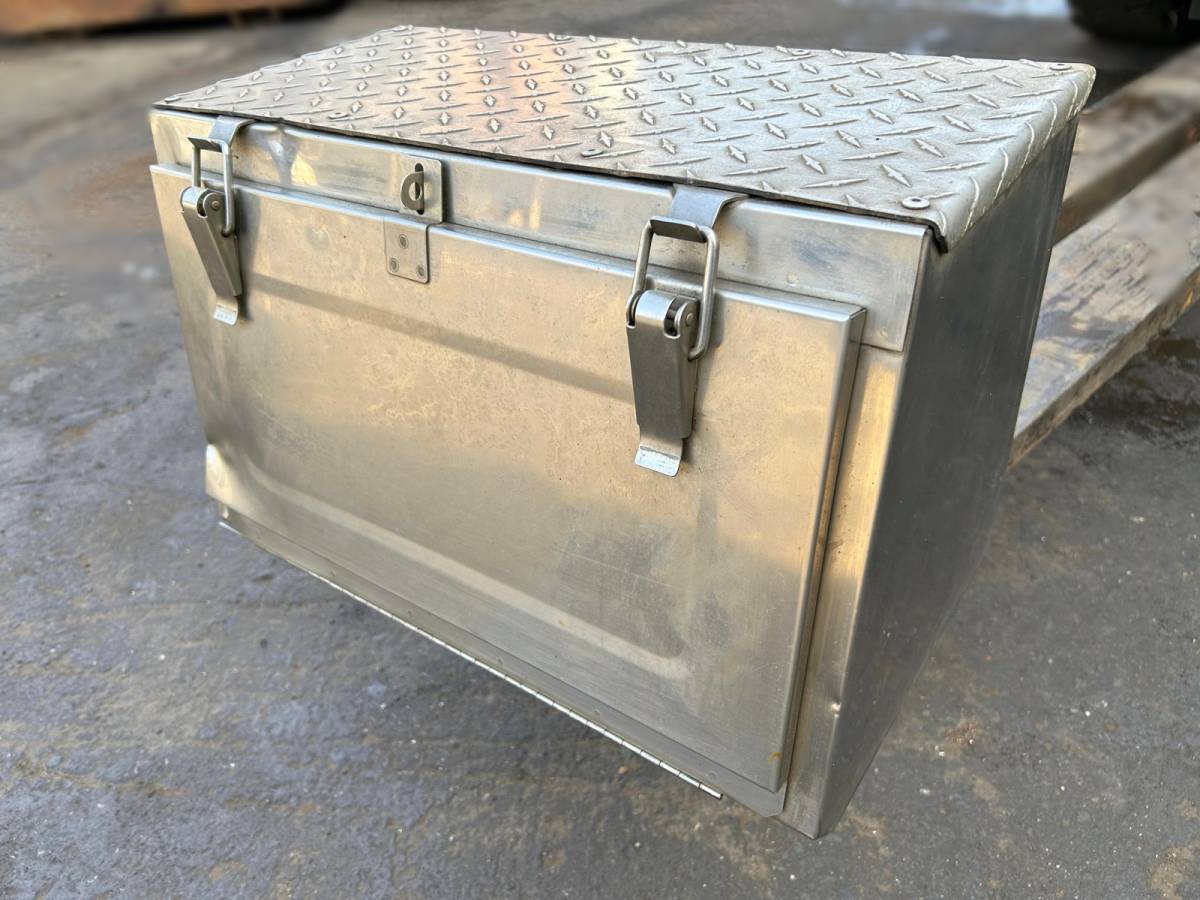 ステンレス　50cm トラック 工具箱 道具箱 51×29×高さ32.5cm（ジャンク）トラック収納ボックス 軽トラ