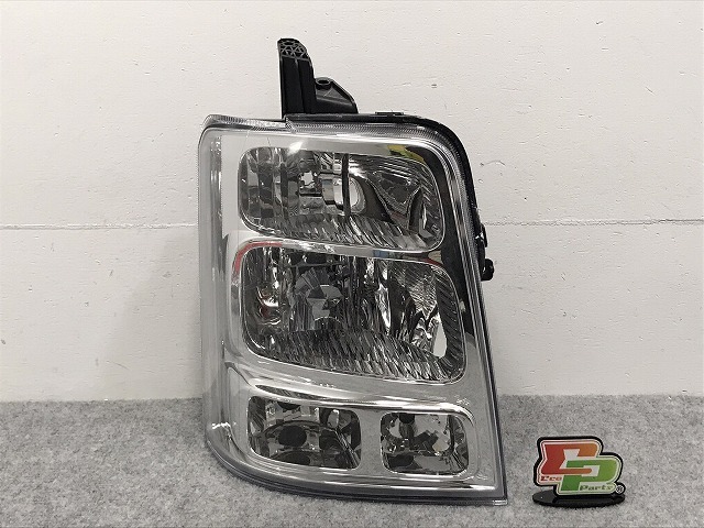 新品!エブリィワゴン/スクラム/タウンボックス DA64W/DG64W/DS64W 純正 右 ヘッドライト キセノン HID AFS無 LE06H6166 スズキ(126817)