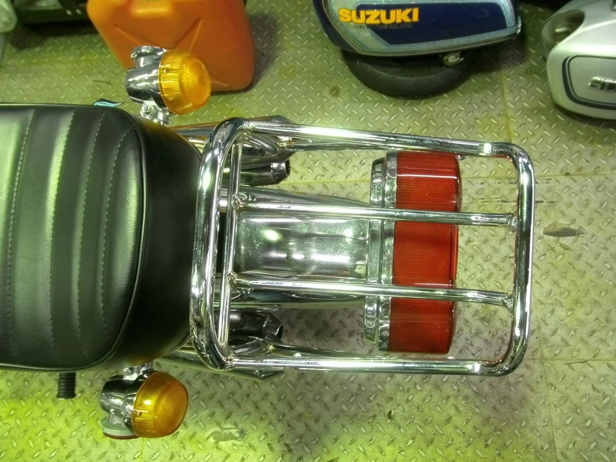 GT380 純正クオリティータイプ メッキリア キャリア タンデムバー 