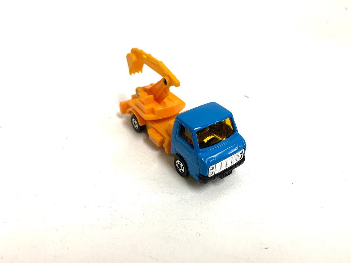 tomica/トミカ 黒箱 No.61・62・64・65 トヨタ ハイラックス4WD いすゞ