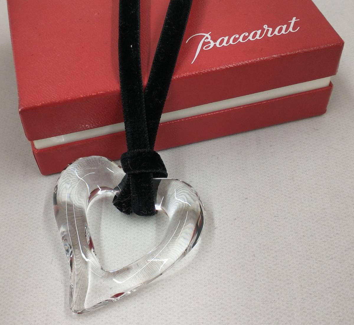 Baccarat バカラ ネックレス ハート クリア オープンハート スエード紐 