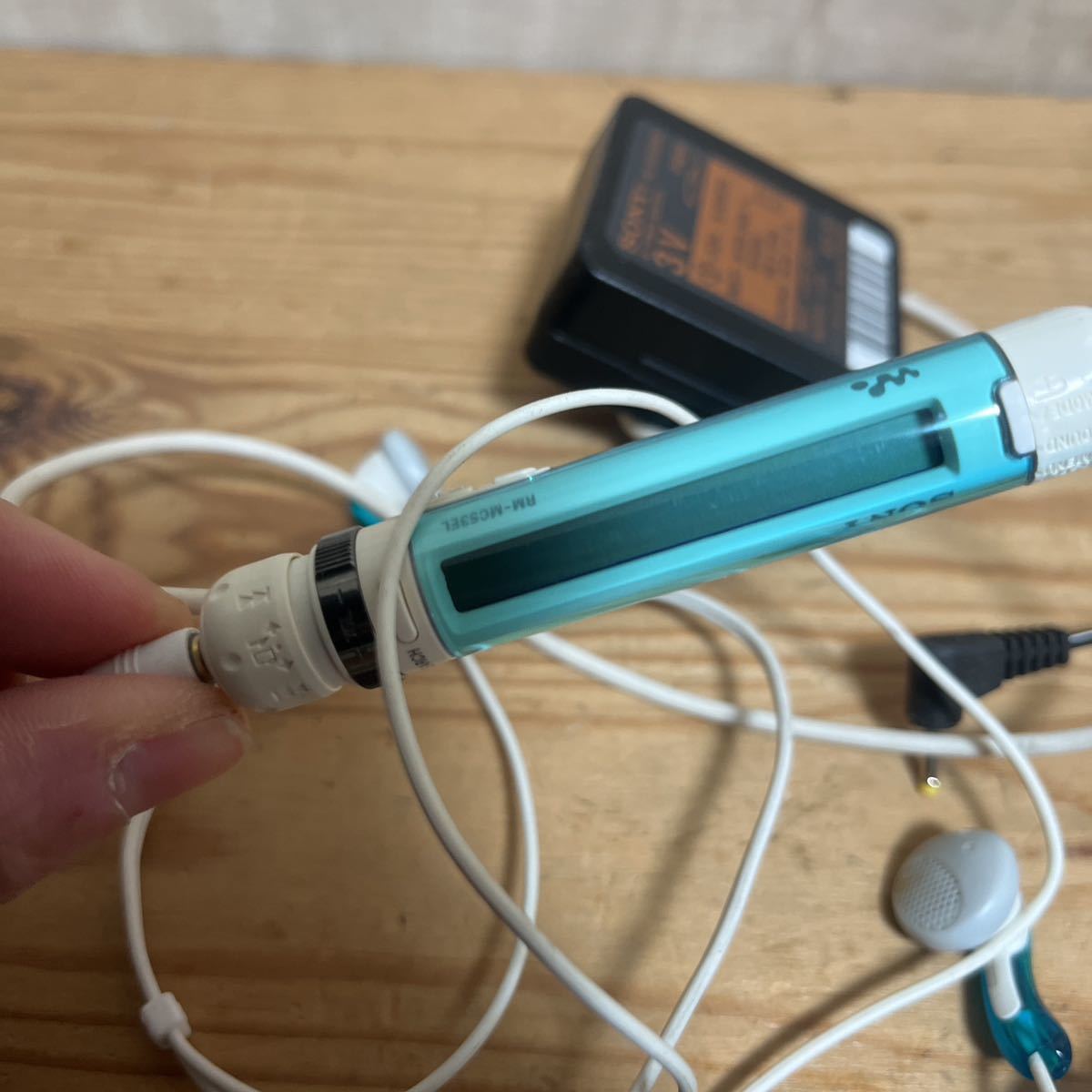 ポータブルプレーヤー SONY MP3 ATRAC CD WALKMAN D-NE730 Sony CD