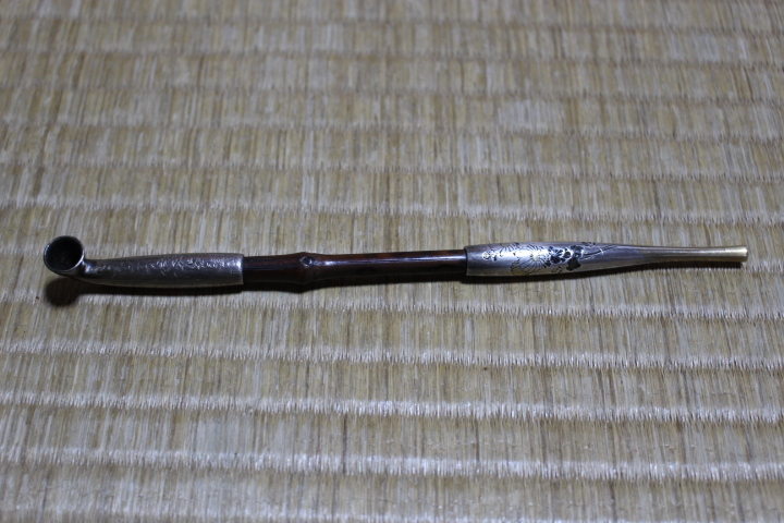 永楽*** 古いキセル9 菊彫金象嵌 勝栽刻 キセル・煙管 長さ17