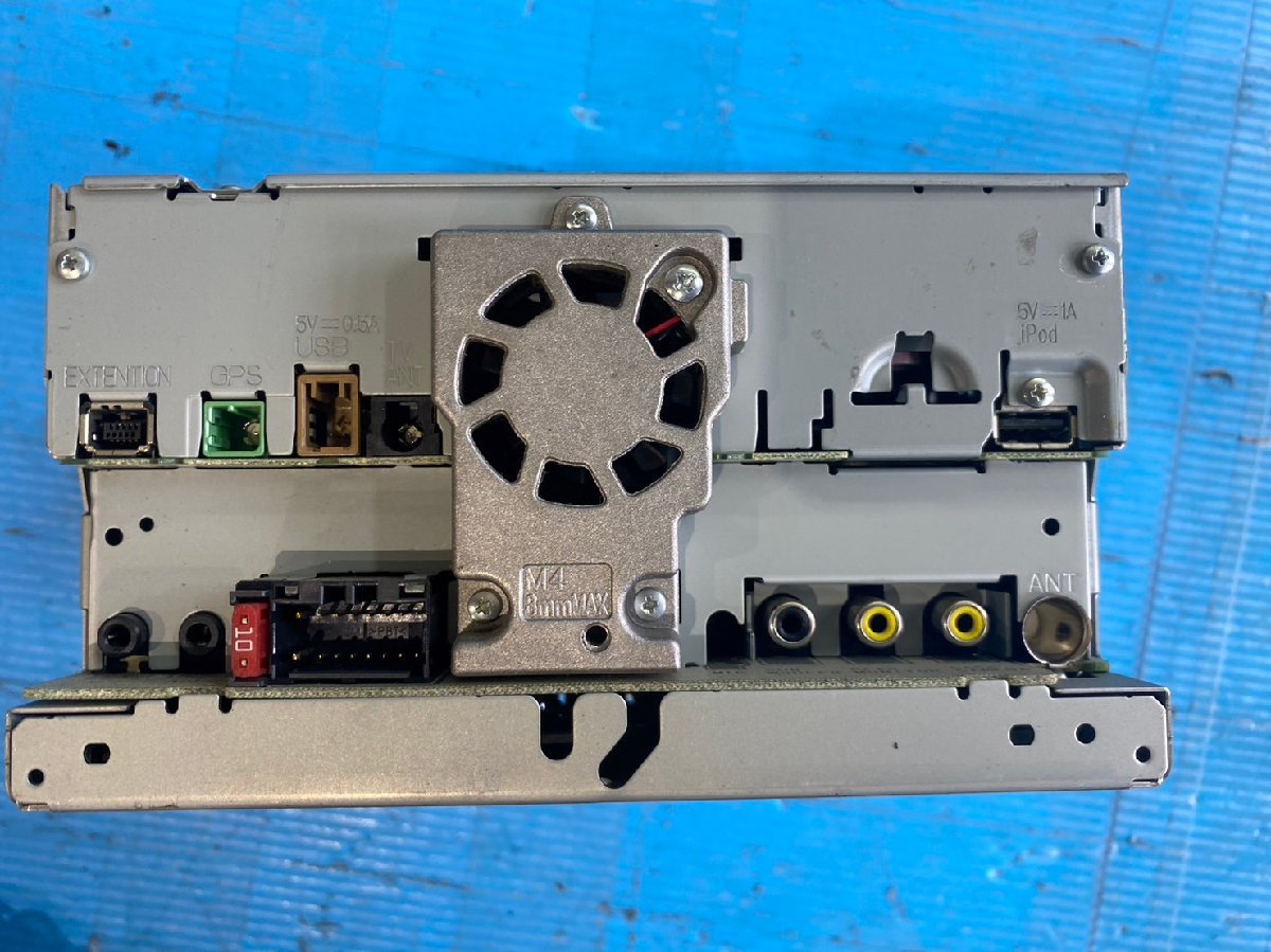 激安大特価，低価 carrozzeria カロッツェリア AVIC-RZ302 ワンセグ SD AM/FM USB DVD 地図年式2018年 (95947)