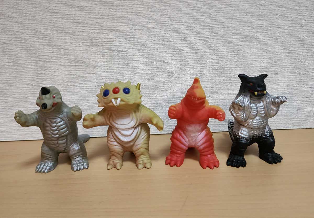 ゴジラ　ソフビ　無版権　パチ　？ 昭和レトロ ゴジラ パチ怪獣ソフビ 無版権