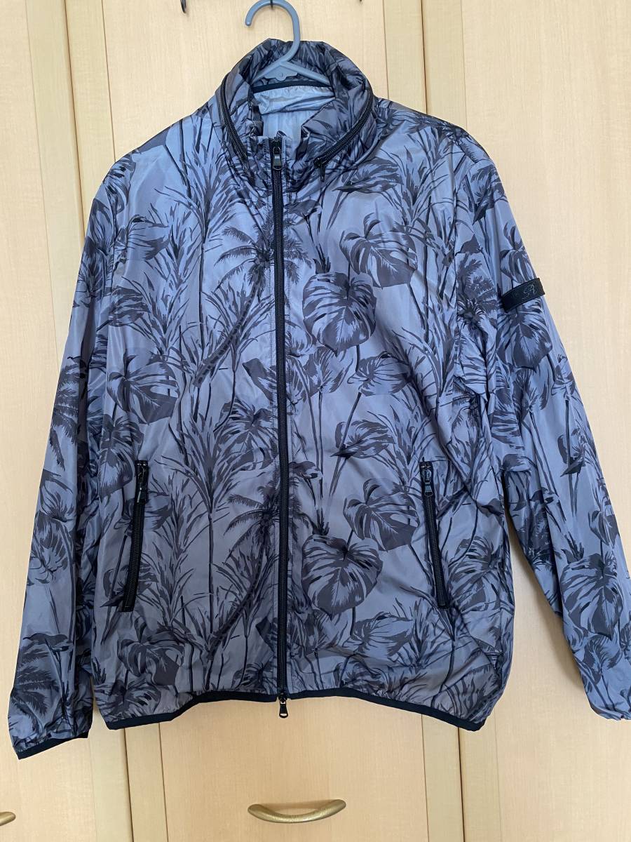 美品　TATRAS タトラス ナイロンジャケット サイズ03 グレー