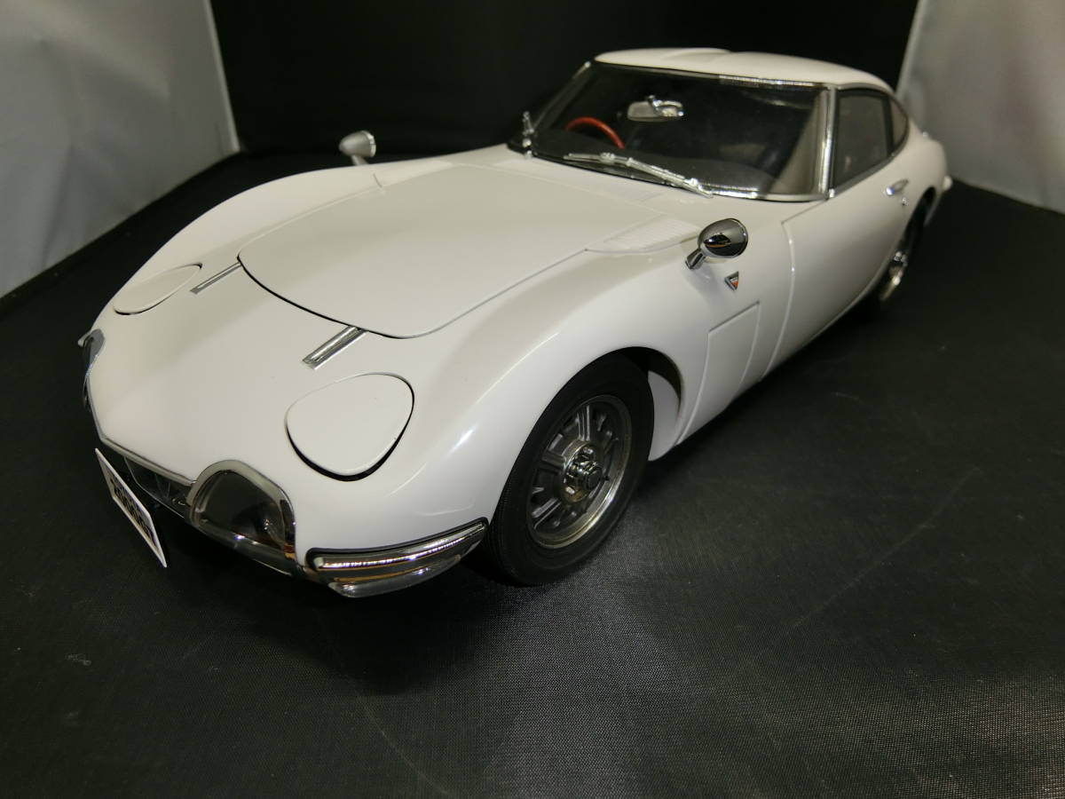 ディアゴスティーニ 1/10 トヨタ2000GT 完成品 2000GT トヨタ
