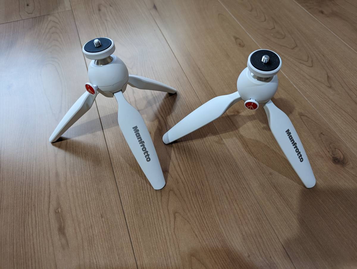 大得価，爆買い カメラスタンド マンフロット社製 Manfrotto社製 新同品 2個セット(三脚)｜売買されたオークション情報、yahooの商品情報をアーカイブ公開 - オークファン 三脚