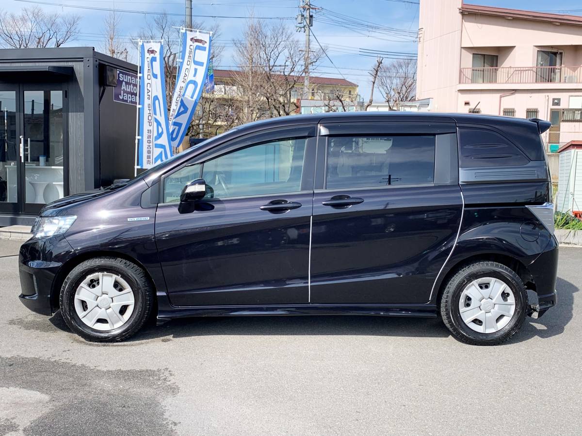 ホンダ　フリードスパイク　ハイブリッド　２４年式　令和７年７月まで車検 ホンダ フリードスパイクハイブリッド ジャストセレクション 中古 純正 ハイブリッド・ジャスト