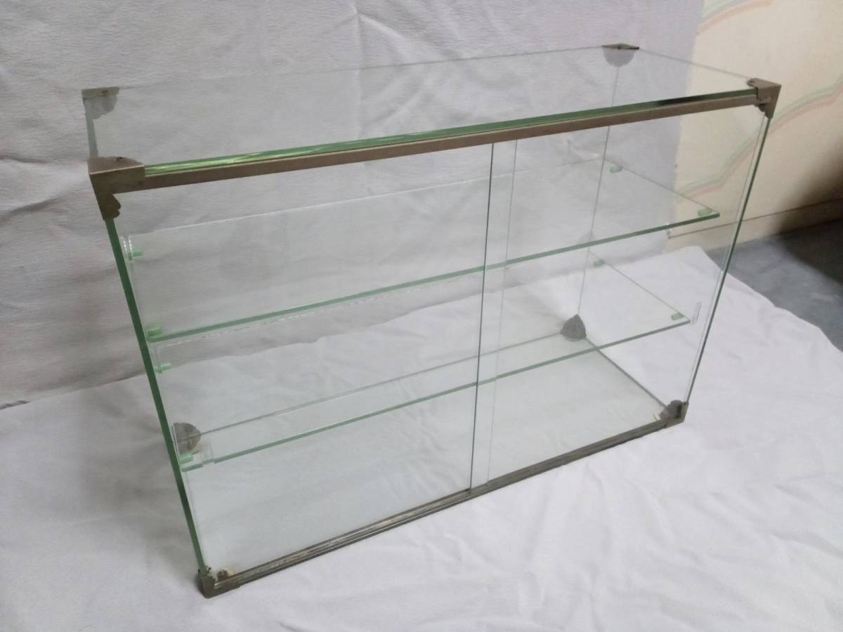 昭和レトロ ・ ガラスケース 棚板 2枚 （ 幅 約 60㎝ ） ・ ショー