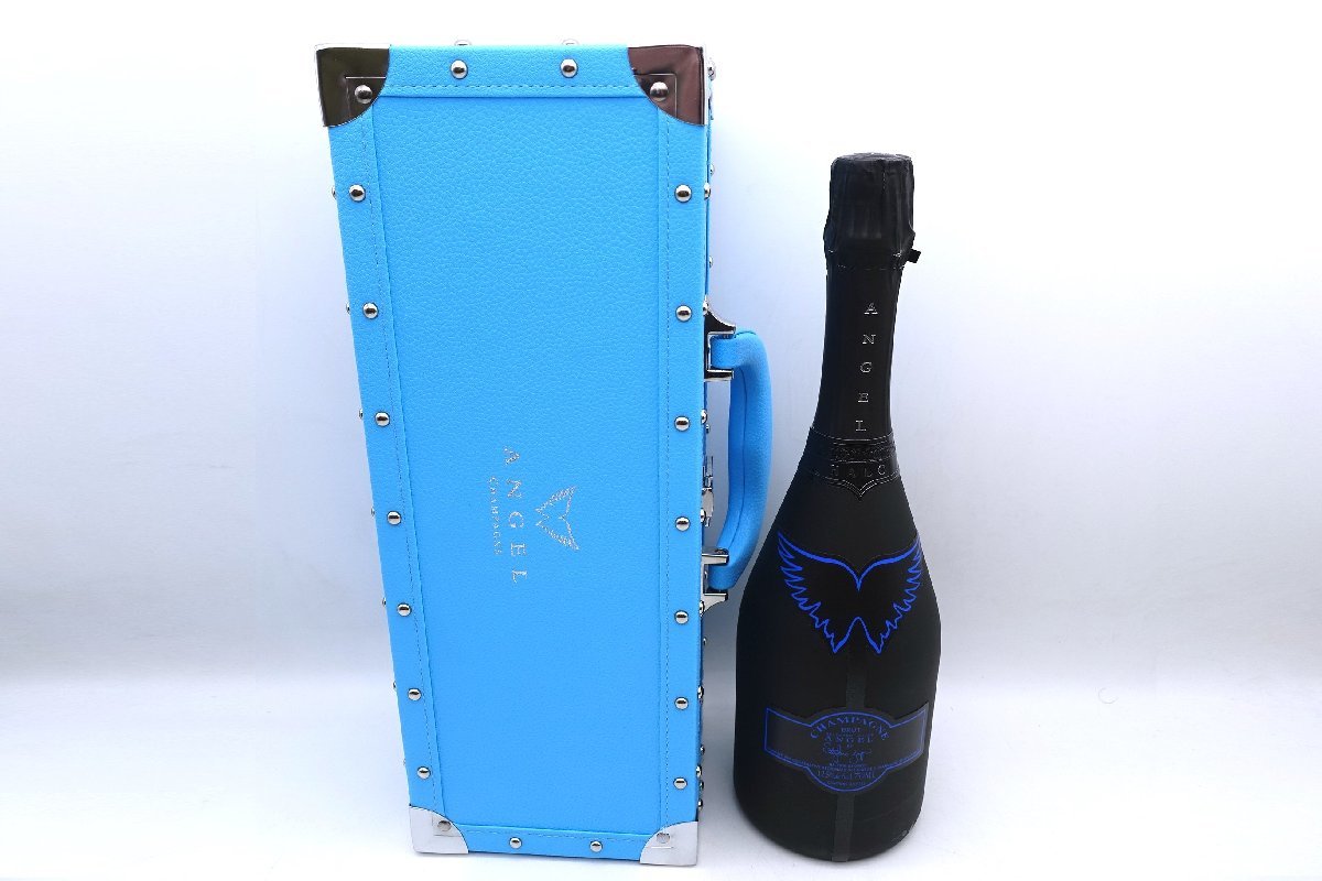 Angel Blue Halo ANGEL Free CHAMPAGNE Isolated Vector - Stock | on