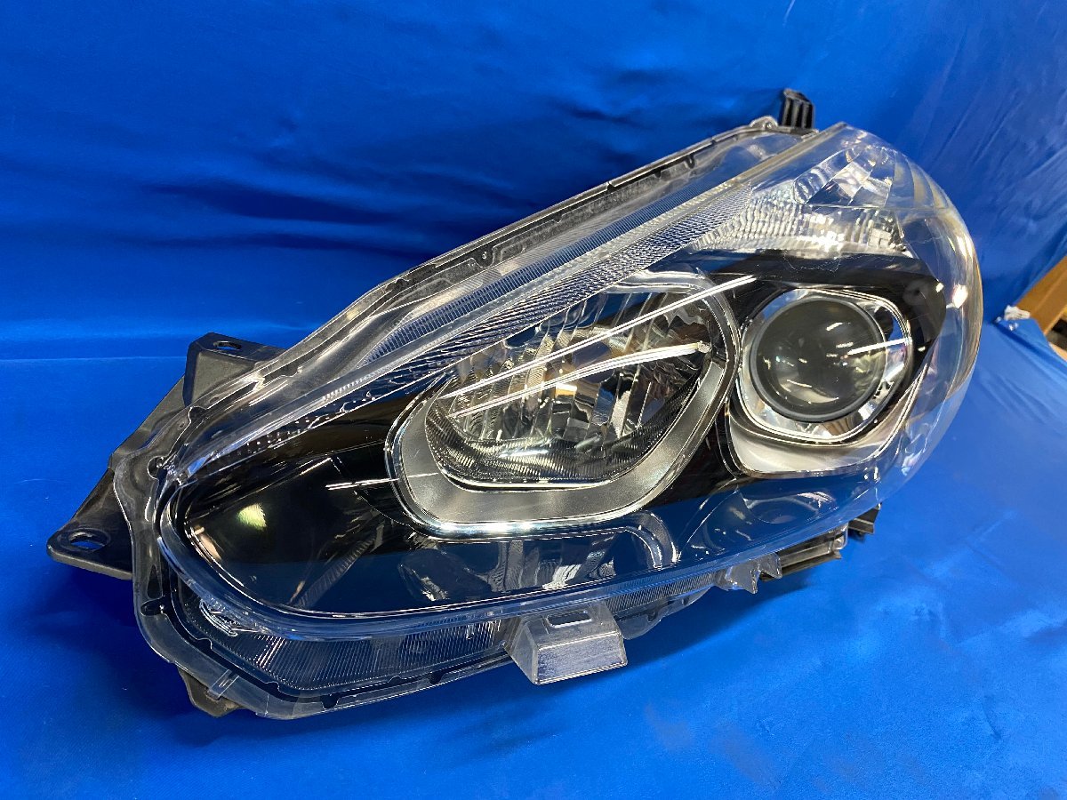 トヨタ シエンタ NSP170 左ヘッドライト KOITO 52-282 ハロゲン 刻印:I