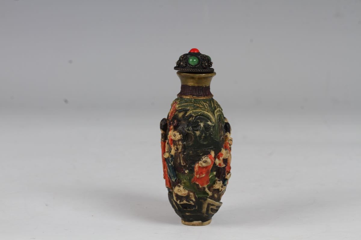 鼻煙壺 中国美術 鶴の彫刻付き 古美術収集家買出品 和(4779)