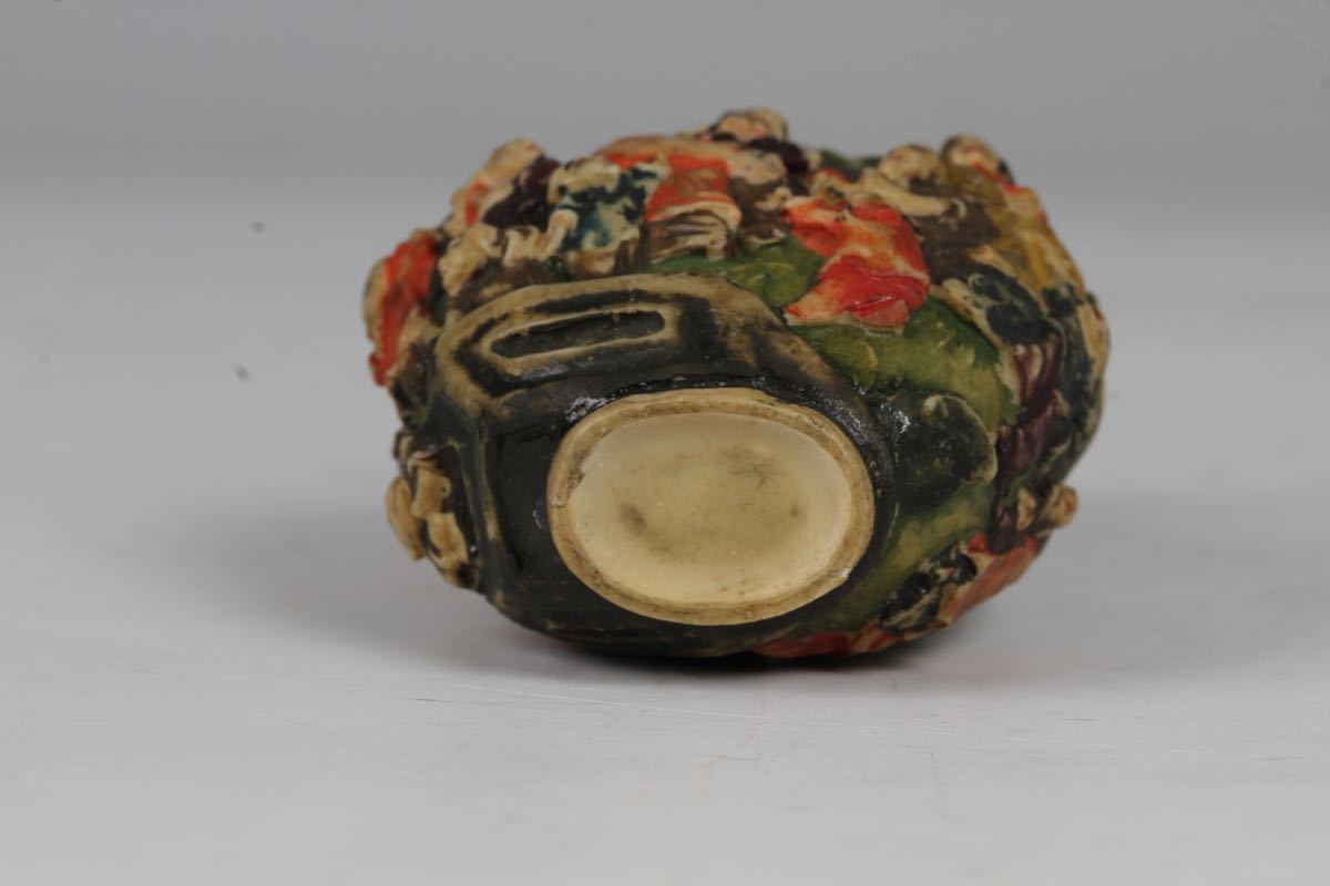 鼻煙壺 中国美術 鶴の彫刻付き 古美術収集家買出品 和(4779)