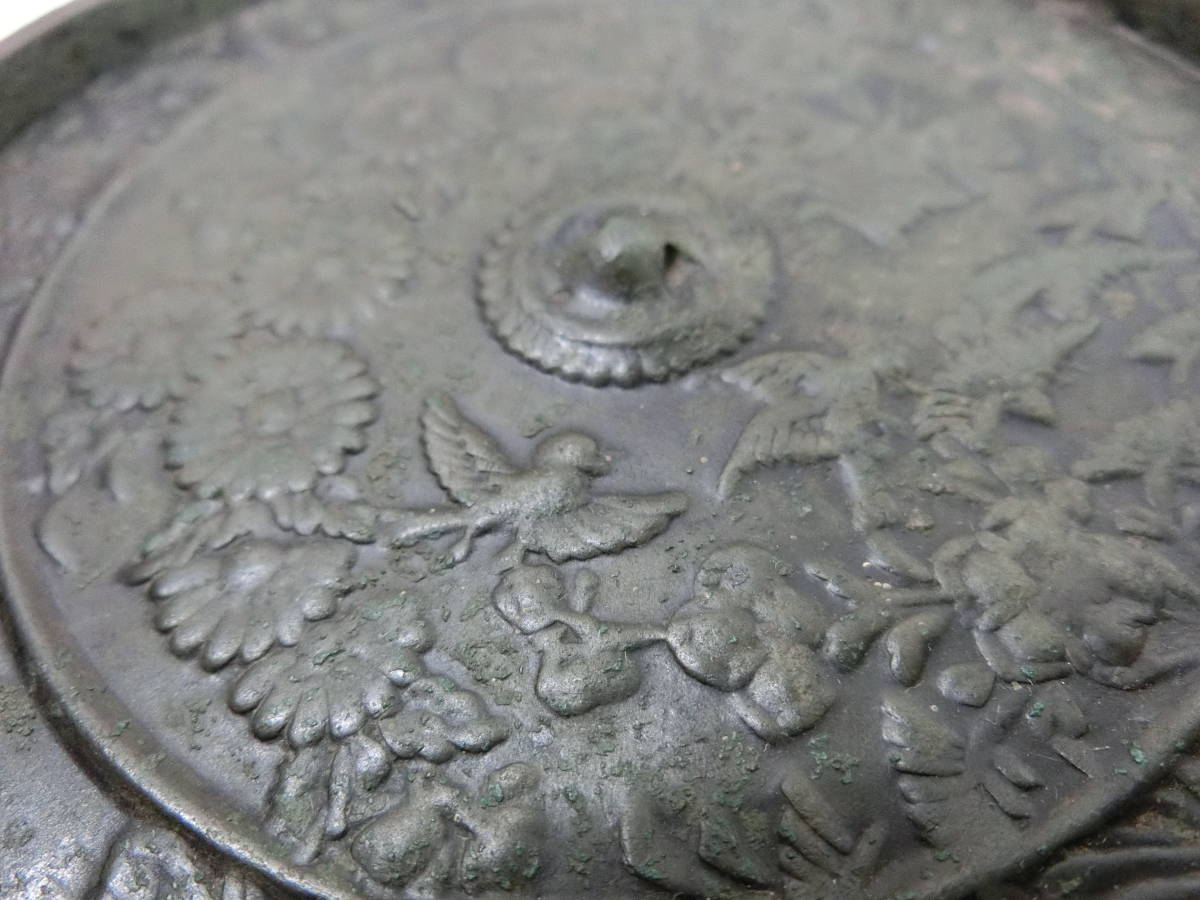 ☆古い鏡 銅鏡 菊花双鳥図 鎌倉時代 和鏡(鏡)｜売買されたオークション