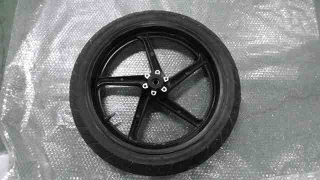 ホンダ VTR250 フロントホイール VTR250 MC33-1011xxx の フロントホイールタイヤ *1676602565 中古
